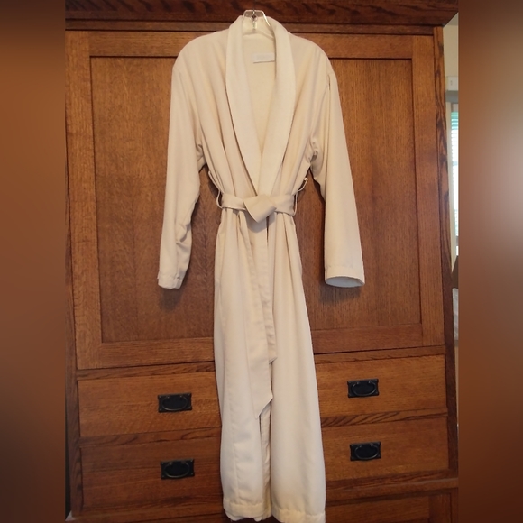 Restoration Hardware Intimates & Sleepwear Spa Robe By Restoration